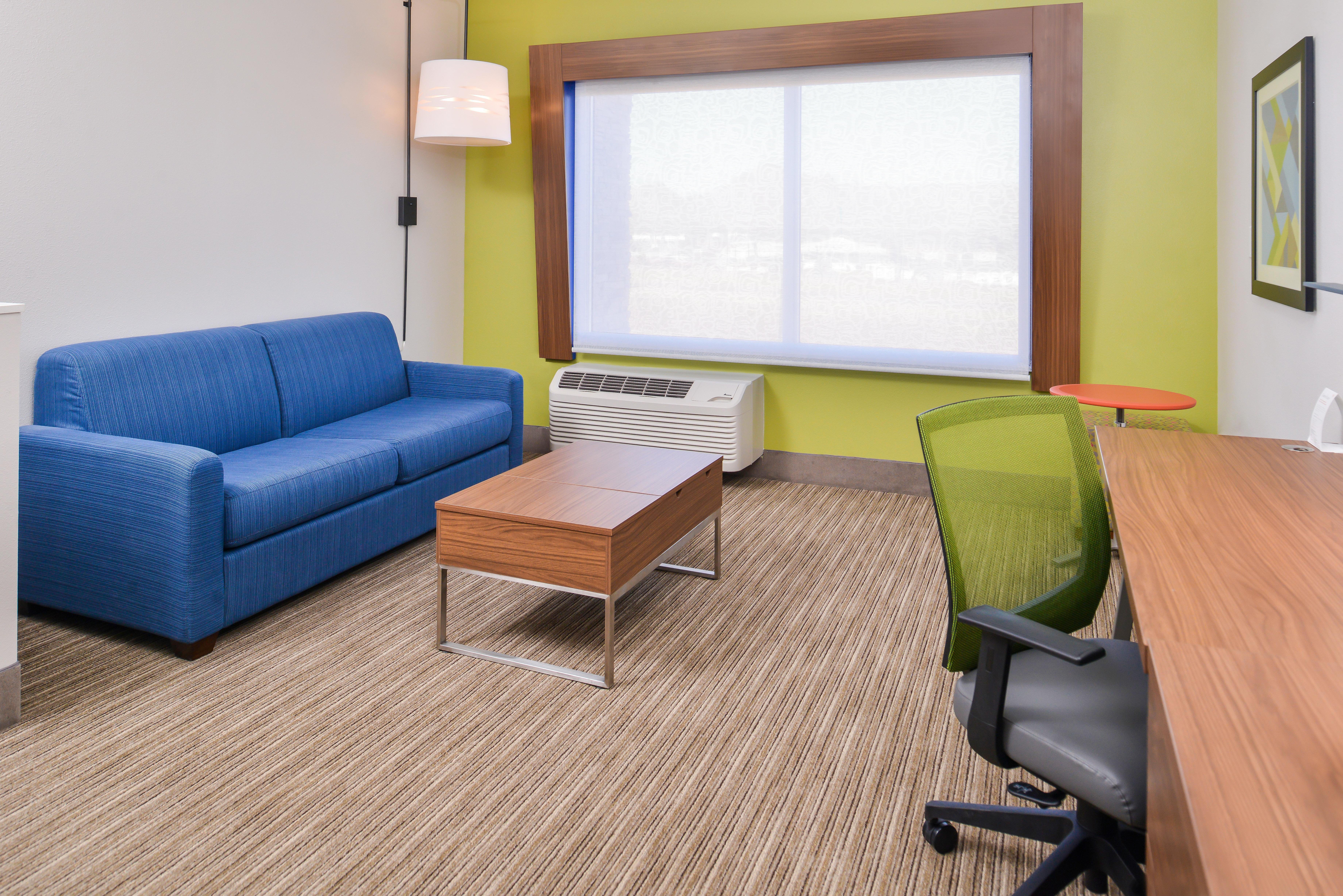 Holiday Inn Express & Suites - Van Horn By Ihg Exterior photo