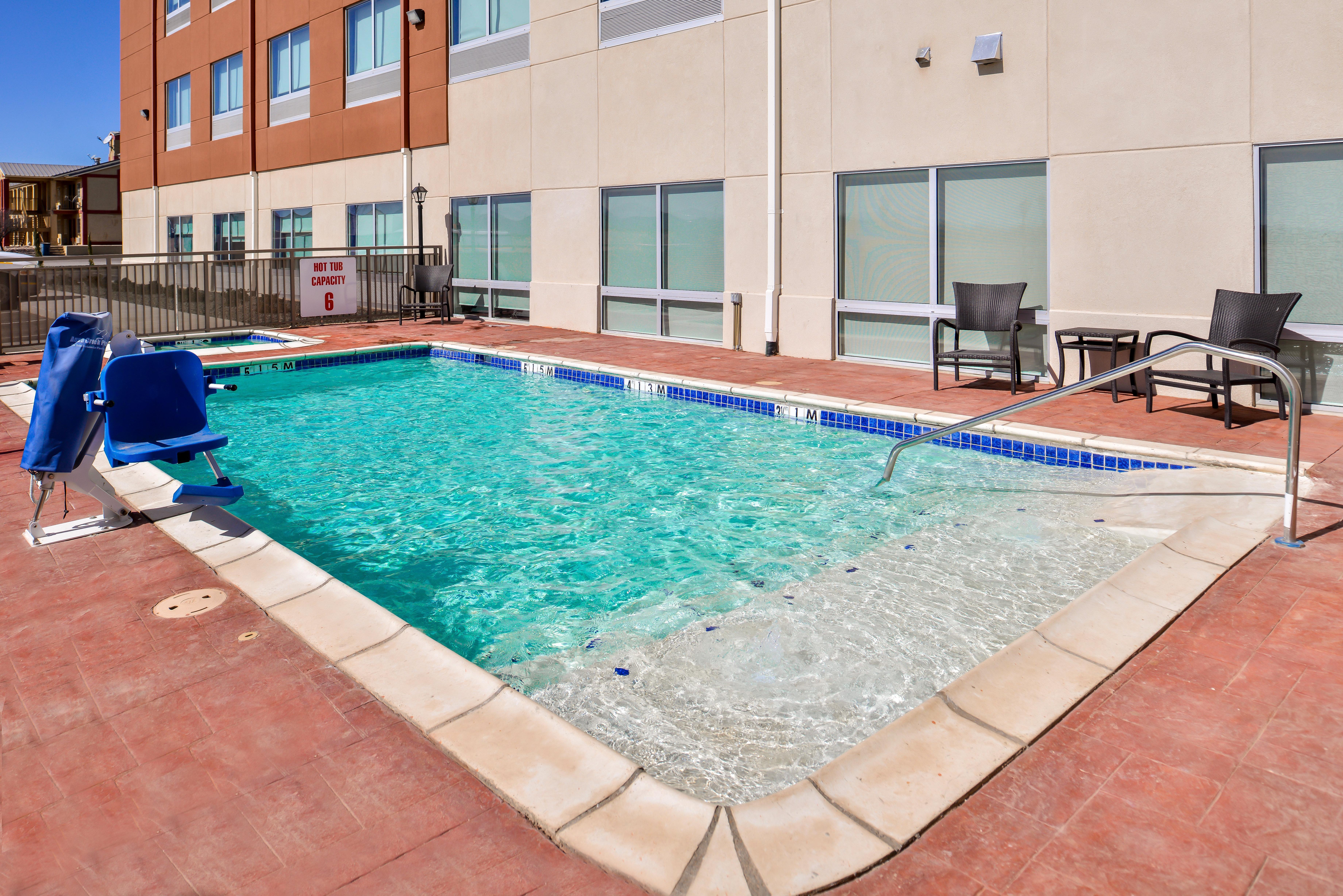 Holiday Inn Express & Suites - Van Horn By Ihg Exterior photo